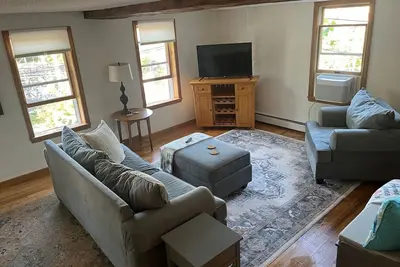 Image de Dtwn Amesbury! 15 mins to beach!