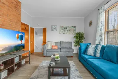 Image de City Charm Walk to Trinity & Hospital with Parking