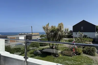 Image de Gwel an Mor – Chic Coastal Escape with Breathtaking Sea Views & Balcony in St Ives