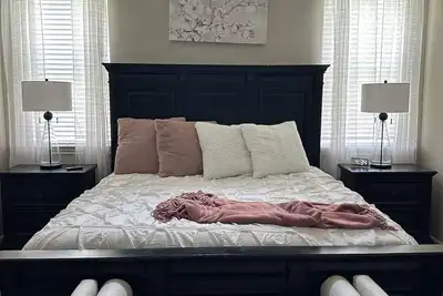 Image de 3-bedroom house in Humble with Ac, WiFi. Breakfast Is Provided With Your Stay!