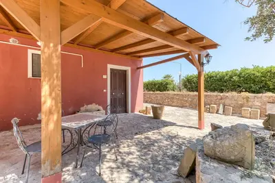 Image de Appartement 'Le Colonie - Casa Padronale' avec terrasse privée et jardin partagé