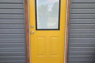 Image de Step Inside the Yellow Door – Your Mountain Chalet Escape Awaits