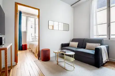 Image de Blueground | Sainte-Avoye, view, nr Le Marais