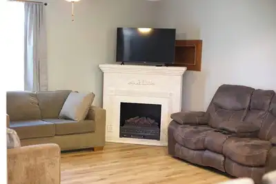 Image de 3 Bedroom House minutes from Lake Guntersville and Sandmountain Amphitheater!