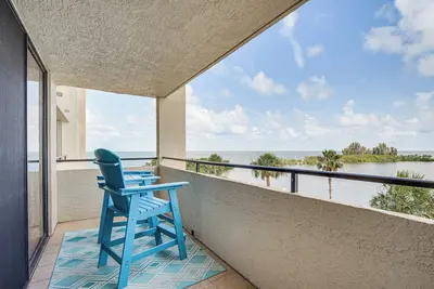 Image de Gulf-View Condo in Hudson: Perfect for Snowbirds!