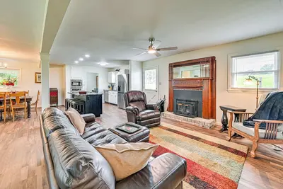 Image de 11 Mi to Danville: Family Home in Lancaster