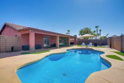 Image de Near Golf Courses: Poolside Paradise in Yuma!