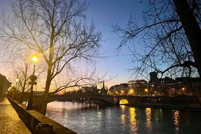 Image de Timeless Luxury on Ile Saint-Louis, Steps from Notre-Dame
