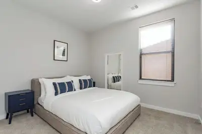 Image de CozySuites Music Row Spacious 1br free parking 11