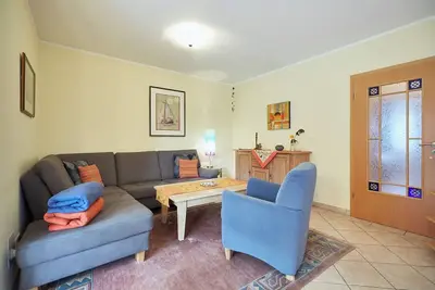 Image de Cozy vacation apartment in a quiet yet central location.