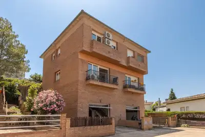 Image de Maison de vacances 'Lago De Banyoles' avec vue sur le lac, Wi-Fi et climatisation