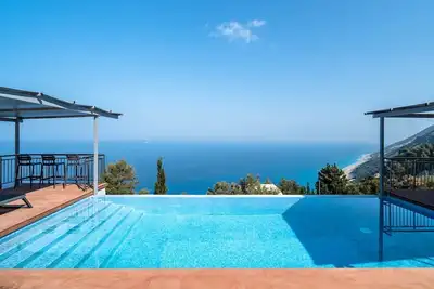 Image de Maison de campagne 'Sea View 1' avec vue sur la mer, Wi-Fi et climatisation
