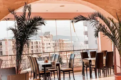 Image de Charming hotel with for perfect vacation in beautiful Kardzhali!