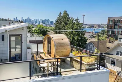 Image de Eastlake Gem, Rooftop Sauna & Lake View, 3min Slu