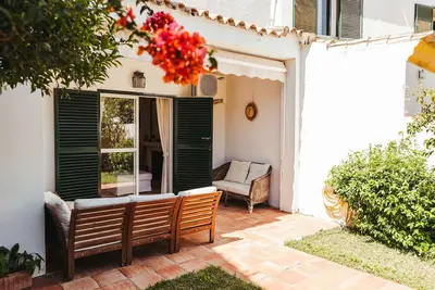 Image de Charming 3-bedroom beachside chalet with WiFi & Ac, in El Puerto de Santa María