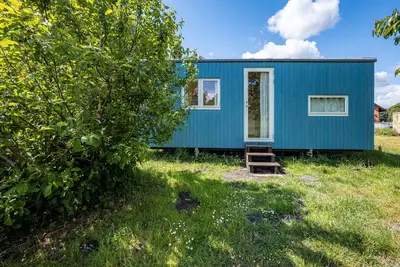 Image de Tiny Home 'Mit Blick Auf Den See' avec jardin privé, Wi-Fi et climatisation