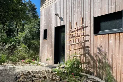 Image de Maison à 10min de Cahors au coeur des bois avec piscine
