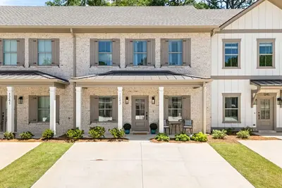 Image de New! Rooted In Auburn - 2br/2. 5ba Townhome 1. 5 miles from Au campus!