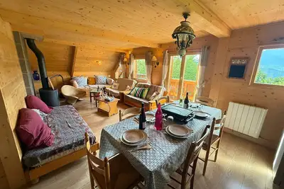 Image de Chalet 'Gite' avec vue sur montagne