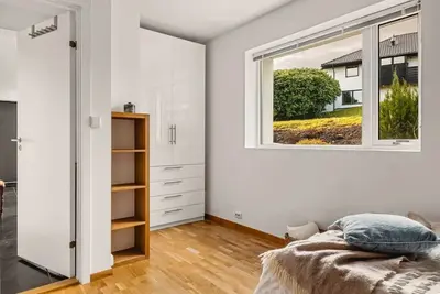 Modern Villa located centrally on Hopsneset in Bergen