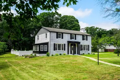 Image de Luxury 7 bedroom Mini-mansion w/ pool in Gloucester Township with WiFi, Ac, etc