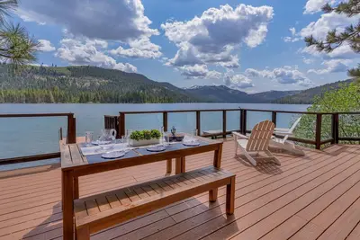 Image de Donner Lakefront Luxury | Private Pier & Mountain Views