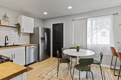 Image de Mke 2 Bed W/ Pkng 15m Downtown