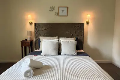 Image de Charming cottage like home in gorgeous Houston 18 min  Iah airport The Woodlands