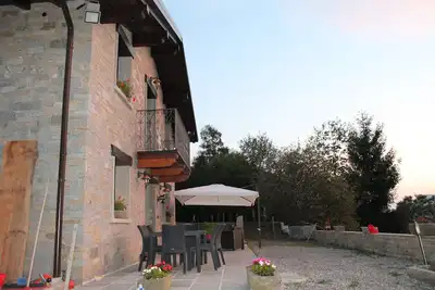 Cabine \"Del Bosco\" avec vue sur les montagnes, terrasse privée et Wi-Fi