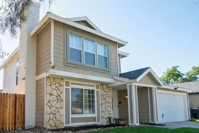 Image de Spacious 4-bedroom house with WiFi and Ac in Lancaster