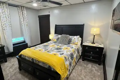 Image de 3-bedroom Modern Updated Apartment in Pittsburgh, Brownsville Rd, Rt51