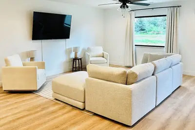 Image de Cozy Creekside Retreat