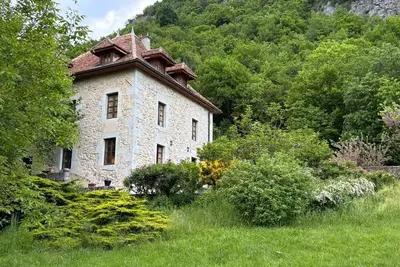 Image de Maison de charme ancienne entre Lacs et Rhône