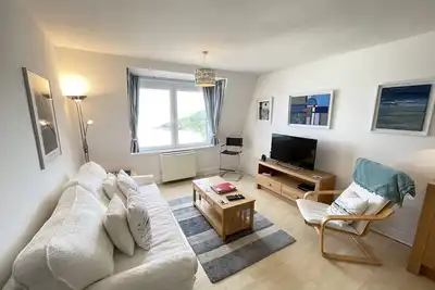 Image de Stylish Dual Apartment with Stunning Sea Views & Parking – Moments from Porthminster Beach