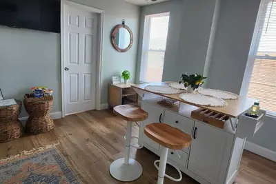 Image de Beautiful 2-bedroom apartment in quaint Cumberland with WiFi, Ac