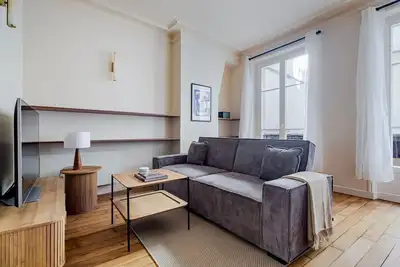 Image de Blueground | Le Marais, elev & w/d, nr Vosges