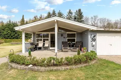 Image de \"Dorethea\" - 30km from the sea by Interhome