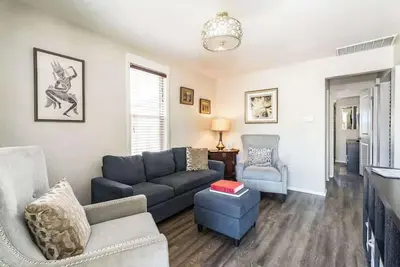 Image de #StayInMyDistrict Veterans Park Retreat