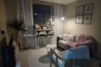 Image de Appartement confortable d'une chambre à Mandaluyong City avec vue sur la ville