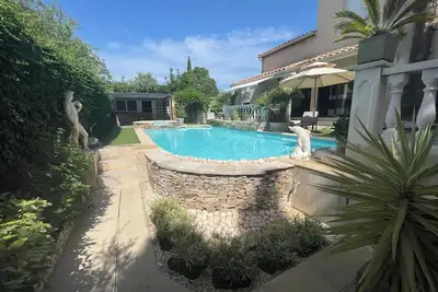 Image de Villa de charme, piscine et  jacuzzi en Provence