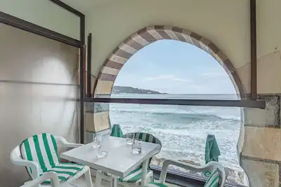 Image de Appartement en Bord de Mer avec Parking à Hendaye