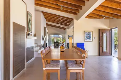 Image de If you want to feel like a king in a castle, then this property will do just that for you