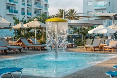 Image de 1 bedroom apartment in the heart of Protaras