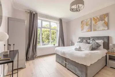 Image de 2-Bed Close to Windsor Castle & Ascot Races