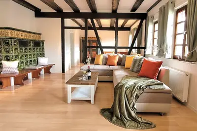 Image de Appartement 'Höflelounge' à Oppenau, poêle en faïence, balcon et Wi-Fi