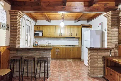 Image de Maison de campagne \"Los Rosales\" avec piscine privée et jardin privé