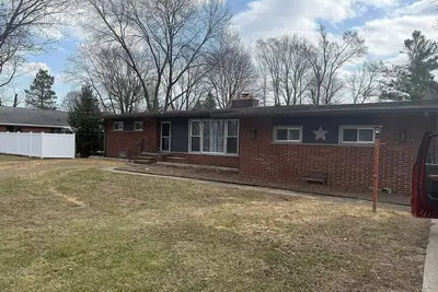 Image de ✨ Fully Renovated & Modern Elevated Plymouth Furnished Home Away From Home; insurance claim and relocation specialist experts✨