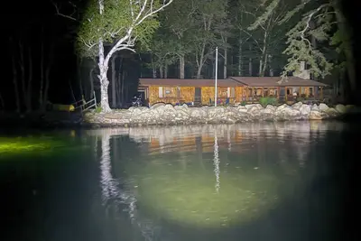 Image de Sebago Lake \n>>Direct Waterfront<<\nPrivate Beach Available mooring for extra fee