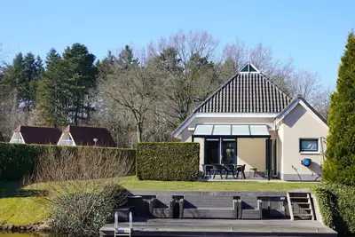 Image de Belle maison de vacances privée pour 6 personnes avec Wifi, piscine, Tv, terrasse et animaux admis