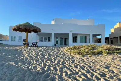 Image de Playa Encanto Beachfront Bliss at Casa Blanca